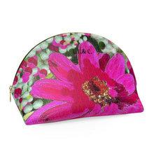 Carica l'immagine nel visualizzatore di Gallery, Beauty in pelle con stampa artistica