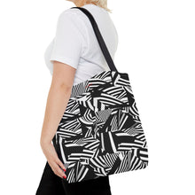 Load image into Gallery viewer, Borsa tote linea -Mai invisibili-
