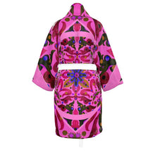 Carica l'immagine nel visualizzatore di Gallery, Accappatoio in seta linea Acquarelli