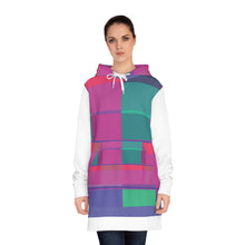 Carica l'immagine nel visualizzatore di Gallery, Abito con cappuccio linea -Arcani maggiori verde rosa-