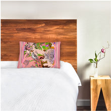 Carica l'immagine nel visualizzatore di Gallery, Federa in seta linea Il paradiso segreto