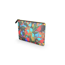 Load image into Gallery viewer, Borsetta in pelle I FIORI ENTRA NEL SOGNO (Fatta a mano su ordinazione)