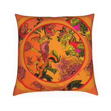 Carica l'immagine nel visualizzatore di Gallery, Cuscino linea Il paradiso segreto