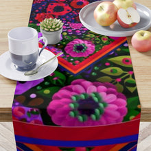 Load image into Gallery viewer, Runner da tavola Laila Lago & C. by Iannilli Antonella