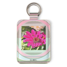 Carica l'immagine nel visualizzatore di Gallery, Porta chiave in pelle linea Margherite