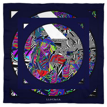 Carica l'immagine nel visualizzatore di Gallery, Foulard artistico in seta linea Mai invisibili