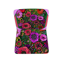 Carica l'immagine nel visualizzatore di Gallery, Poltrona linea-una casa nel bosco-