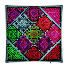 Carica l'immagine nel visualizzatore di Gallery, Elegante cuscino da pavimento linea Ara pacis