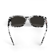 Carica l'immagine nel visualizzatore di Gallery, Occhiali da collezione della linea multi grafica
