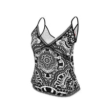 Carica l'immagine nel visualizzatore di Gallery, Top in raso elegante linea Multi grafica