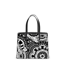 Carica l'immagine nel visualizzatore di Gallery, Borsa tote in pelle linea Multi grafica