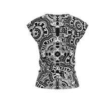 Carica l'immagine nel visualizzatore di Gallery, Maglietta linea Multi grafica
