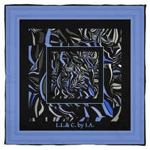 Carica l'immagine nel visualizzatore di Gallery, Foulard in seta  linea  Donna riflessi città