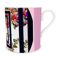 Carica l'immagine nel visualizzatore di Gallery, Tazza con stampa artistica linea Il giardino fiorito