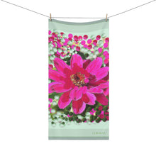 Carica l'immagine nel visualizzatore di Gallery, Premium Towel stampa Laila Lago & C. by Iannilli Antonella