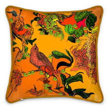 Carica l'immagine nel visualizzatore di Gallery, Cuscino elegante in seta linea Il paradiso segreto