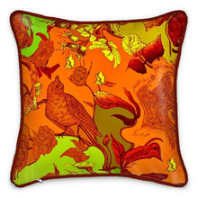 Carica l'immagine nel visualizzatore di Gallery, cuscino in seta elegante linea il paradiso segreto