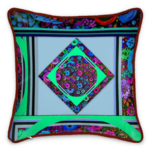 Carica l'immagine nel visualizzatore di Gallery, cuscino elegante linea una casa nel bosco