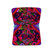 Carica l'immagine nel visualizzatore di Gallery, Poltrona linea-una casa nel bosco-