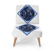 Carica l'immagine nel visualizzatore di Gallery, Poltrona linea - Gli astratti-