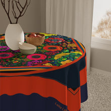 Carica l'immagine nel visualizzatore di Gallery, Tovaglia linea -Una casa nel bosco-