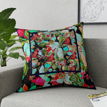 Carica l'immagine nel visualizzatore di Gallery, Broadcloth Pillow Laila Lago & C. by Iannilli Antonella