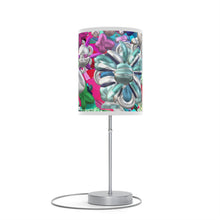 Carica l&#39;immagine nel visualizzatore di Gallery, Lampada con stampa artistica linea-I FIORI -
