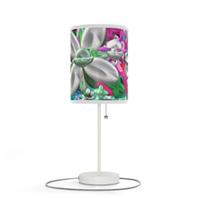 Carica l&#39;immagine nel visualizzatore di Gallery, Lampada con stampa artistica linea-I FIORI -
