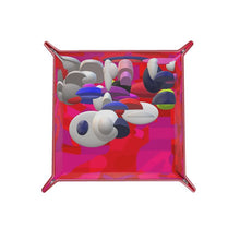 Carica l'immagine nel visualizzatore di Gallery, Svuota tasche in pelle linea Giocattoli interiori
