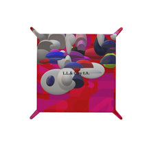 Carica l'immagine nel visualizzatore di Gallery, Svuota tasche in pelle linea Giocattoli interiori
