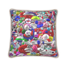 Load image into Gallery viewer, Cuscino  in seta con stampa artistica dalla collezione Perle
