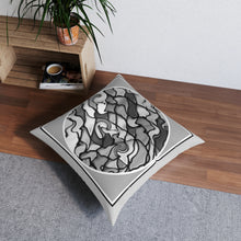 Carica l&#39;immagine nel visualizzatore di Gallery, Tufted Floor Pillow, Square Laila Lago &amp; C. by Iannilli Antonella
